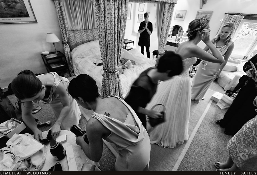 Bridal party getting ready in the bridal suite at Shilstone House