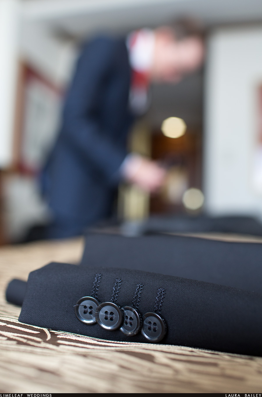 Grooms jacket buttons