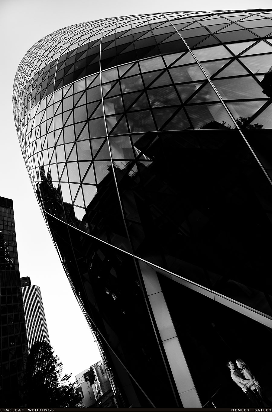 Aimee & Ian London pre-wedding photography